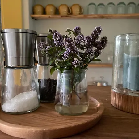 Rosen-holz, Ruhe Und Entspannung Im Dorf *