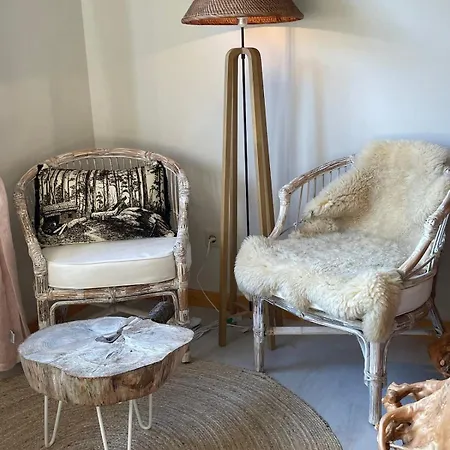 Rosen-holz, Ruhe Und Entspannung Im Dorf Holiday home *