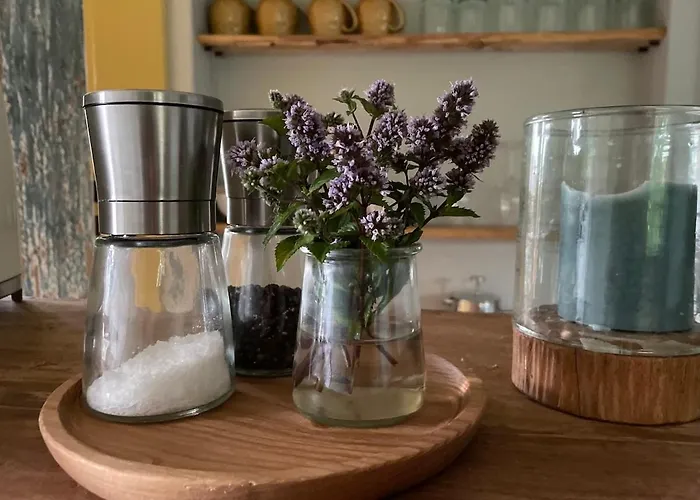 Rosen-holz, Ruhe Und Entspannung Im Dorf *