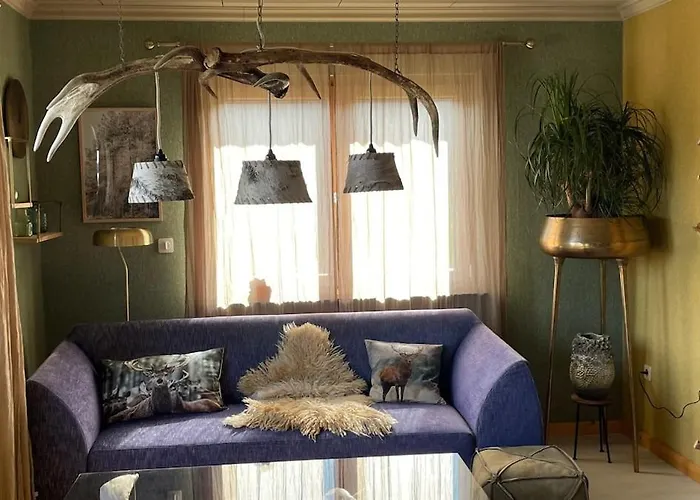 Rosen-holz, Ruhe Und Entspannung Im Dorf